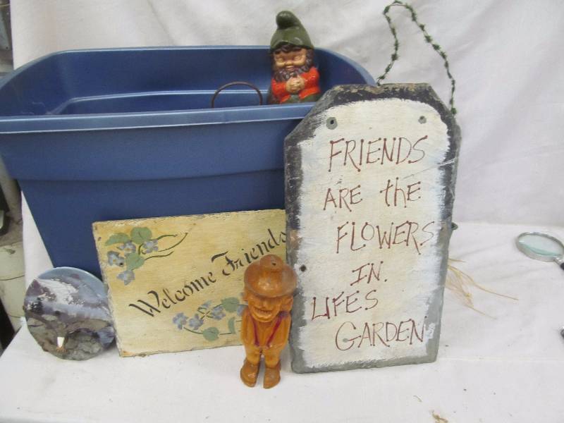 lot 183 image: indoor outdoor dcor