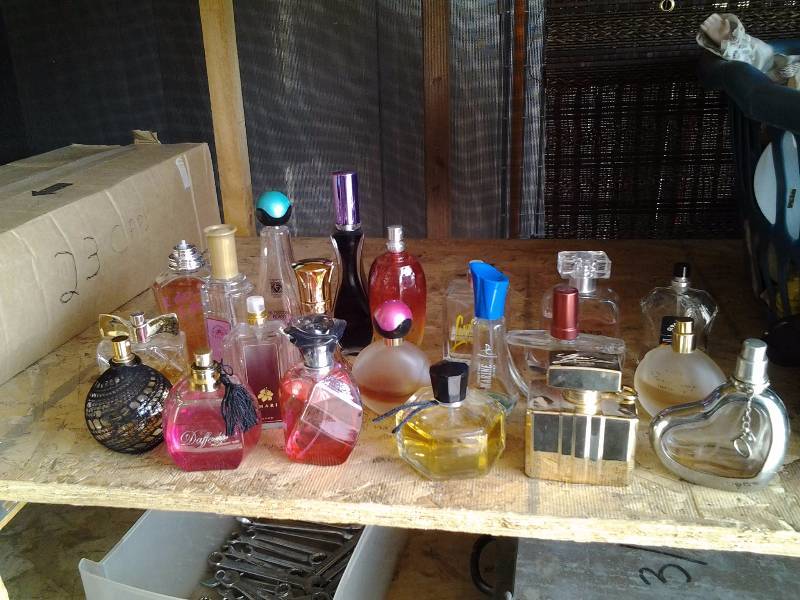 lot 15 image: Lot Of Ladies Perfume-Partial Bottles