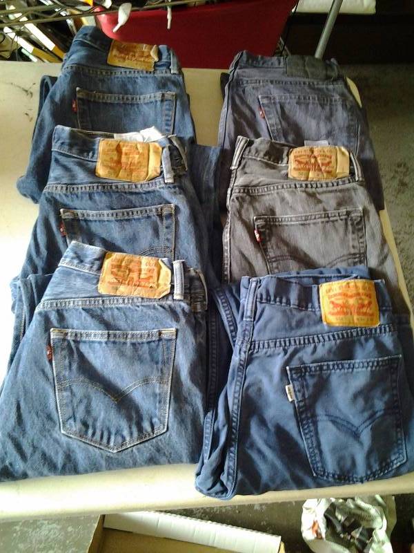 lot 29 image: 6-Pair Levis Most Size 34x34