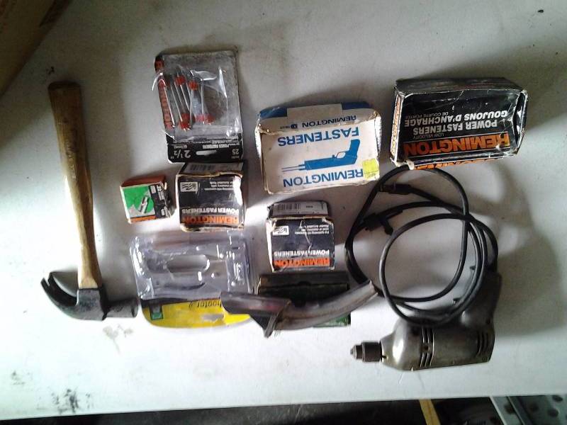 lot 39 image: Remington Fasteners, New Staple Gun, 38 Drill, Hammer