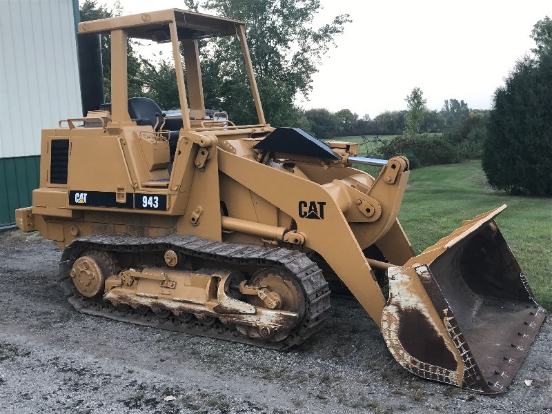 lot 2 image: Catepillar 943 Bucket-Cat
