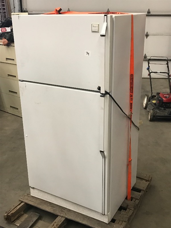 lot 74 image: Whirlpool Designer Series Refrigera...