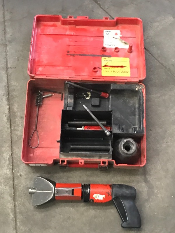 lot 17 image: Hilti DX600N Piston Drive Fastener ...