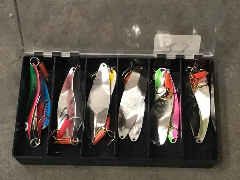 lot 23 image: Lot Of Assorted Mepps Spoon Lures ...