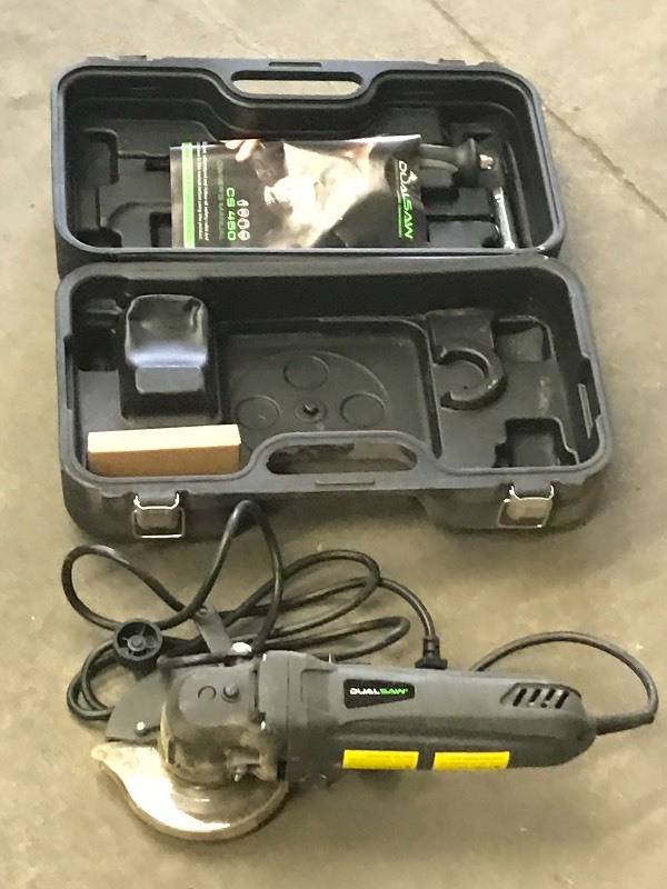 lot 30 image: DualSaw CS-450 Saw Set With Case ...