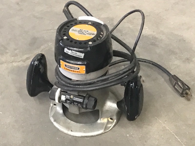 lot 32 image: Sears 2500RPM Router ...