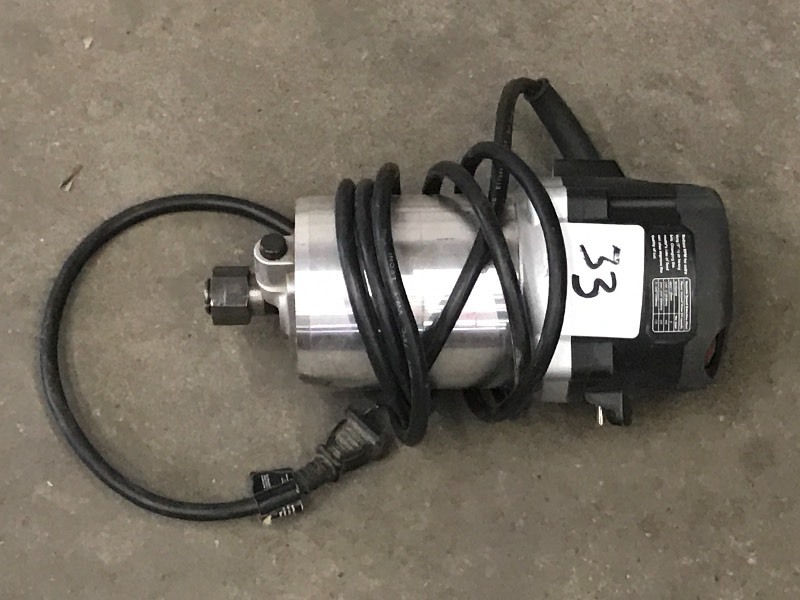 lot 33 image: Craftsman 115Volt Router ...