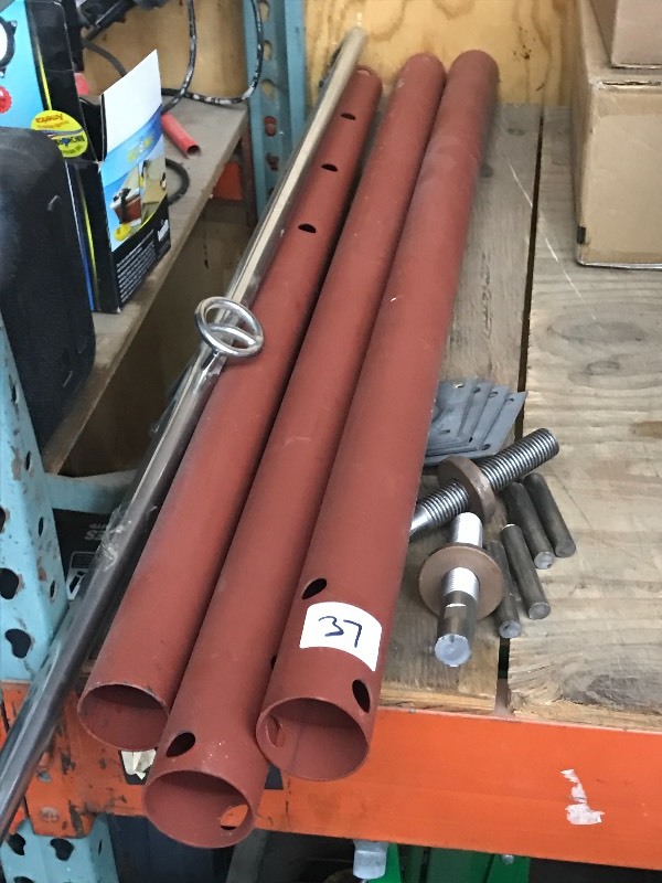 lot 37 image: Adjustable Steel Support Beam ...