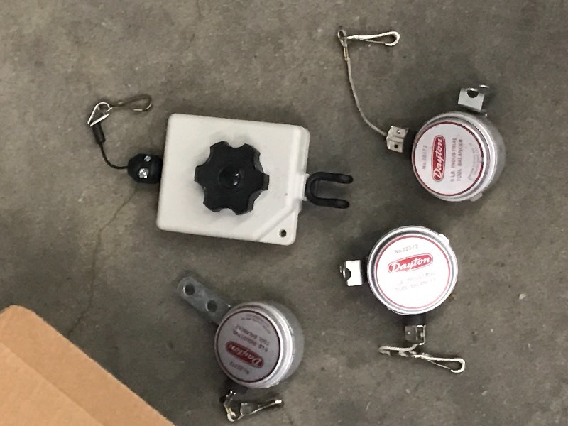 lot 39 image: Lot Of (4) Assorted Tool Balancers ...