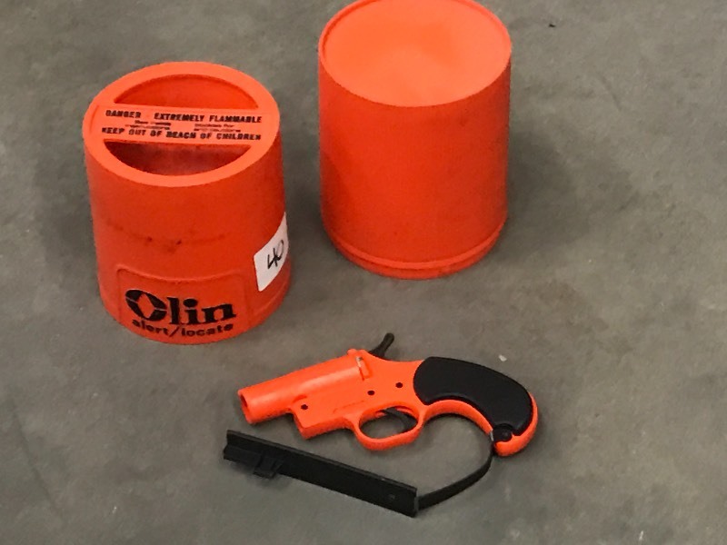 lot 40 image: Olin Marine Flare Gun With Case ...