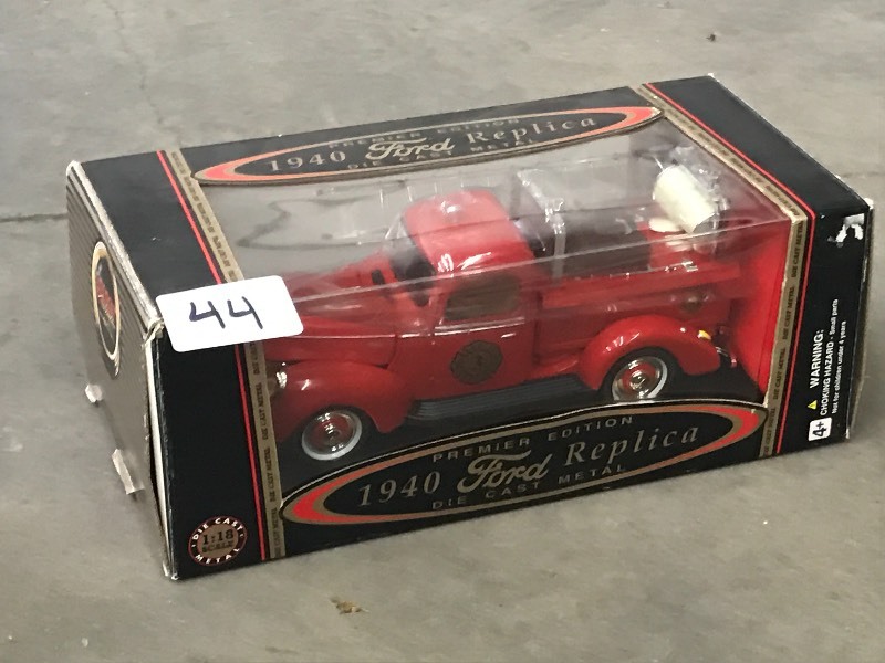 lot 44 image: 1940 Ford Replica Diecast Car ...