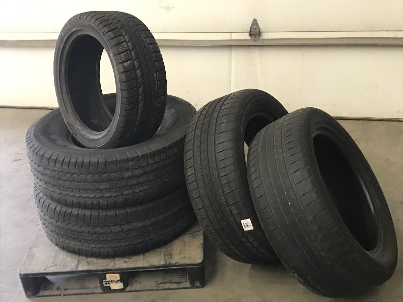 lot 66 image: Lot Of (6) Tires (1) Continental C...