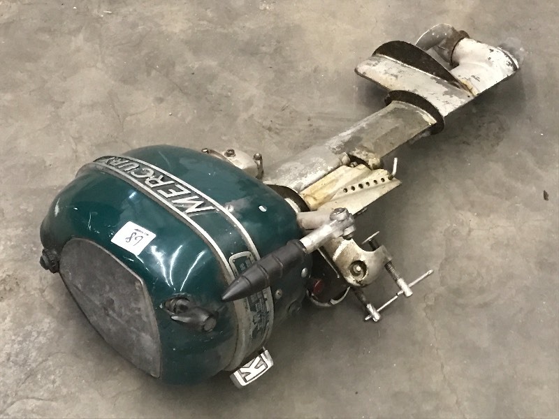 lot 68 image: Vintage Mercury Rocket 7.5HP Outb...