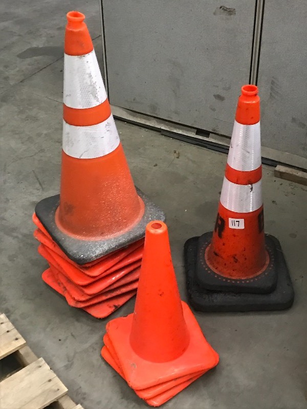 lot 117 image: Lot Of (13) Safety Cones ...