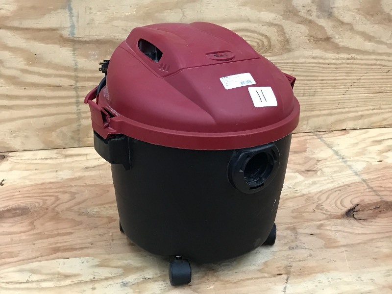 lot 11 image: Shop-Vac 115Volt Portable WetDry V...
