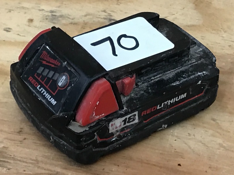 lot 70 image: Milwaukee M18 Red Lithium Battery ...