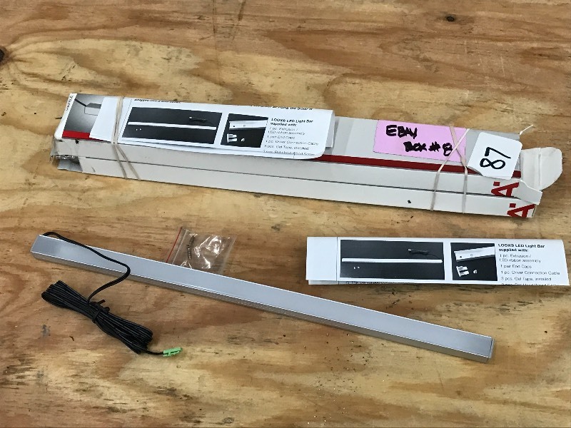 lot 87 image: (2) Loox LED Light Bar ...