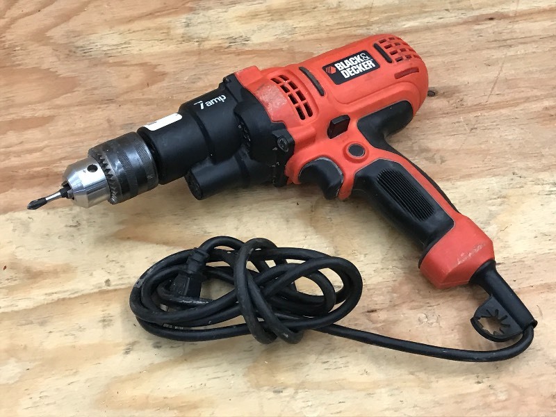 lot 131 image: Black & Decker 12 Electric Drill ...