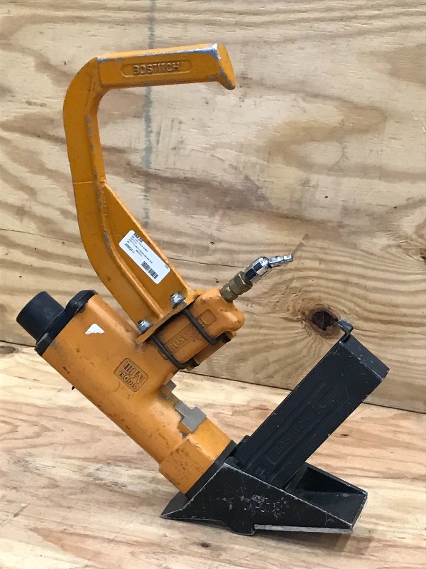 lot 141 image: Bostitch M111 Pneumatic Hardwood Fl...