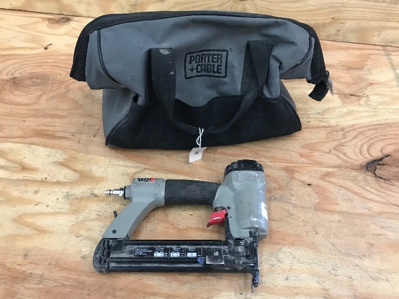lot 167 image: Porter Cable BN125A Finish Nailer W...