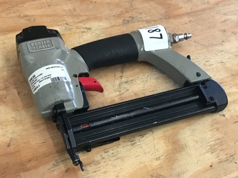 lot 187 image: Porter Cable BN125A Brad Nailer, 18...