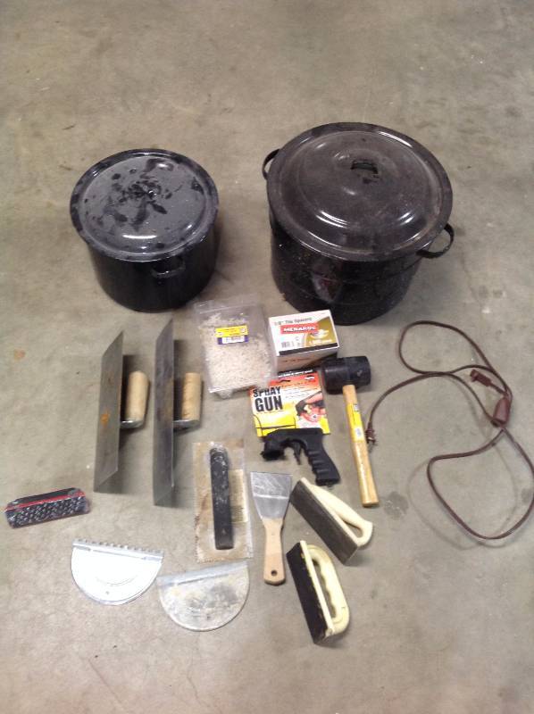 lot 8 image: Concert  Trowel, rubber mallet, Sander, Canning pot