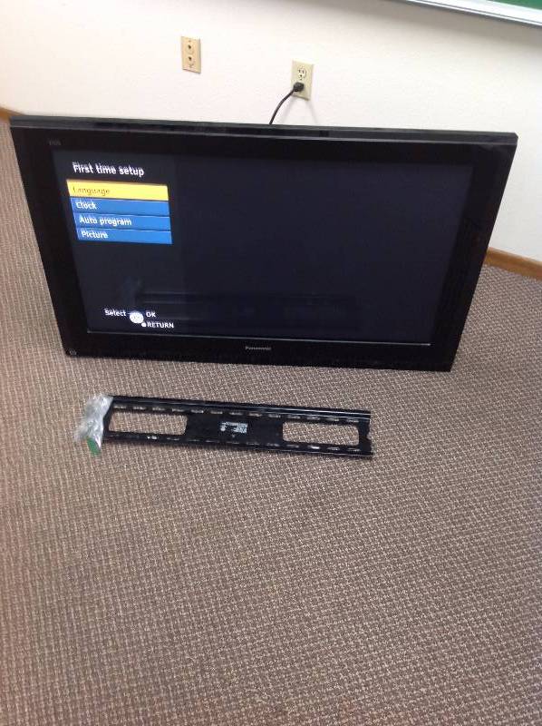 lot 54 image: 42 Plasma Television Panasonic with Mounting Bracket
