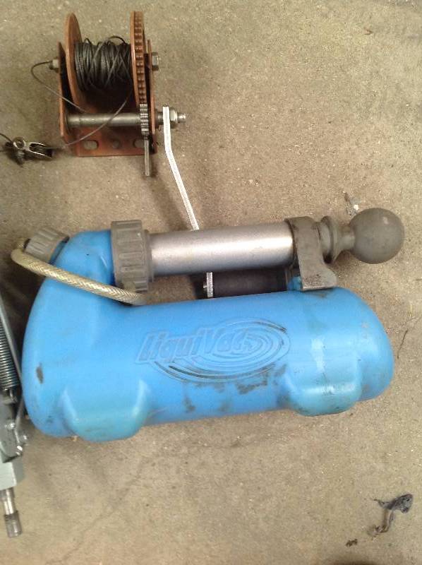lot 73 image: Liquivac, Hand Winch,  Adjustable Fishing Travel Tube