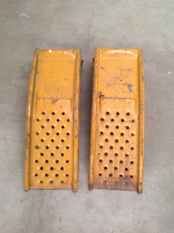lot 77 image: Pair of Car Ramps