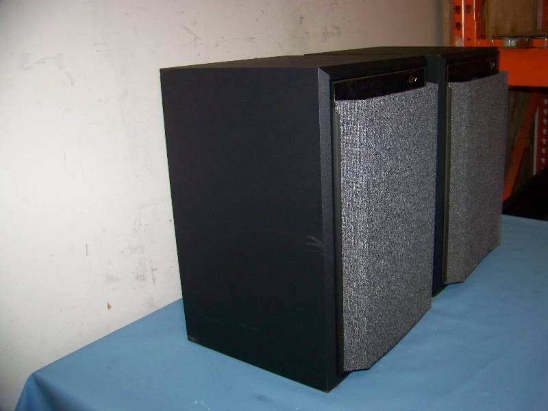 lot 43 image: (2) Electro-Voice (EV), Sentry 100A, Studio Monitors