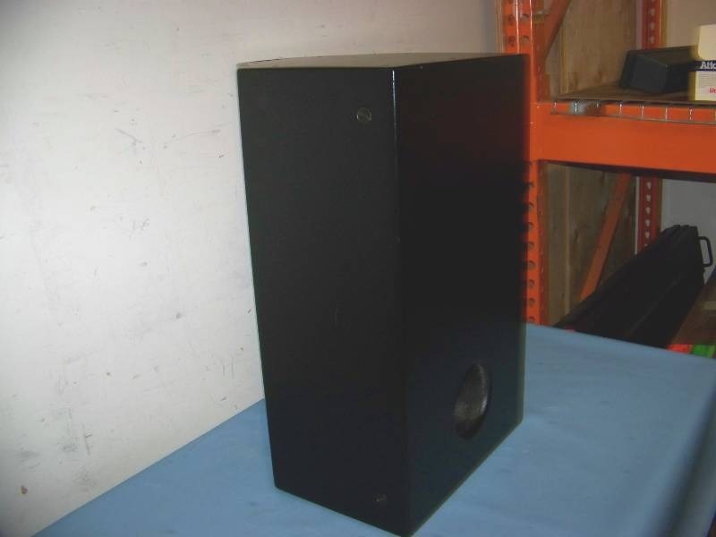 lot 44 image: TOA, FB-100, Subwoofer System
