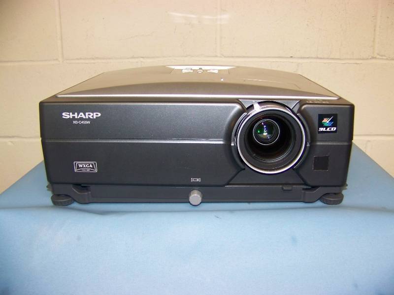 lot 26 image: Sharp, XG-C455W, LCD Projector with Remote Control and Travel Bag