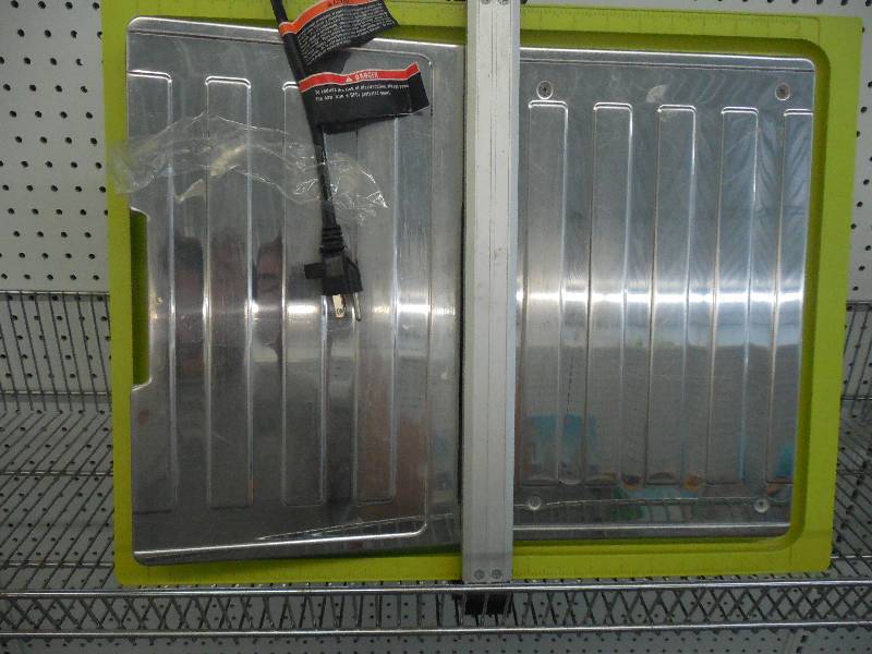 lot 94 image: RYOBI 7 INCH TABLETOP TILE SAW