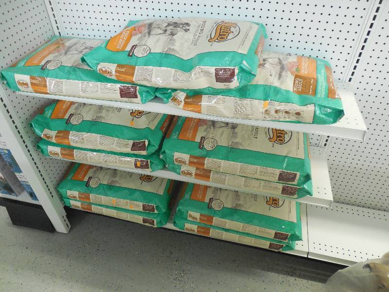 lot 222 image: (11) NUTRO BAGS OF DOGFOOD