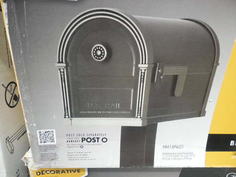 lot 236 image: Gibraltar Hm16nl01 Curbside Mailbox Highgrove, T2, Bronze