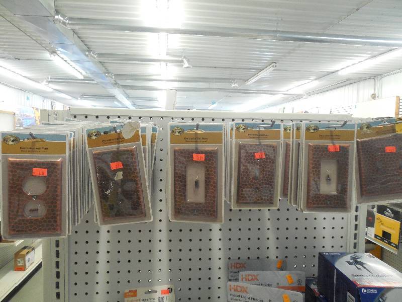 lot 241 image: OUTLET COVER LOT DECORATIVE
