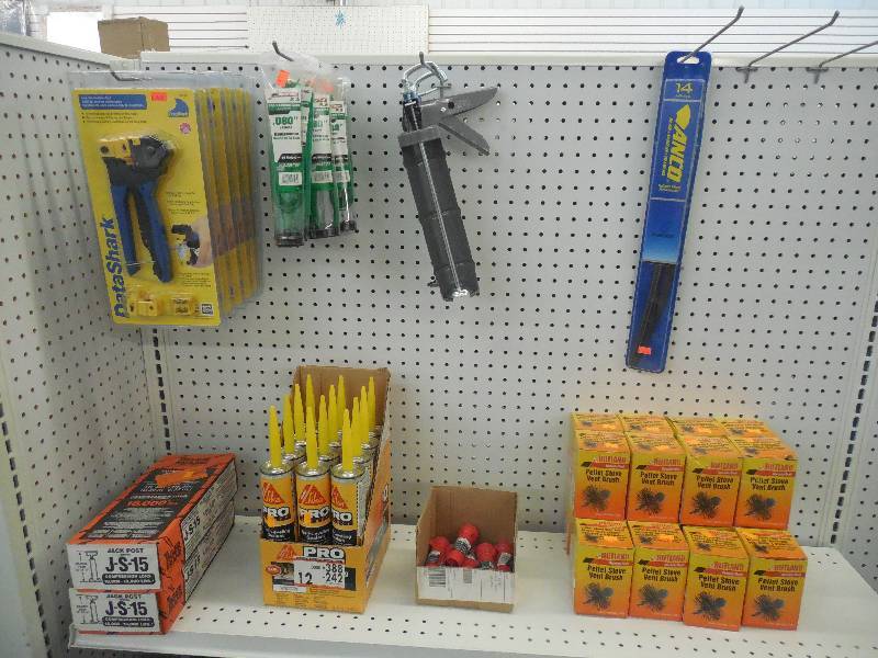 lot 248 image: GARAGE SUPPLY LOT
