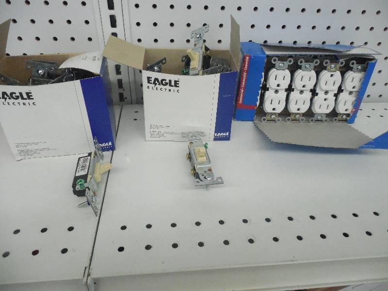lot 257 image: ELECTRICAL LOT