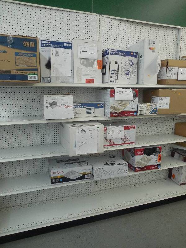 lot 304 image: HUGE LOT OF BATHROOM EXHAUST FANS