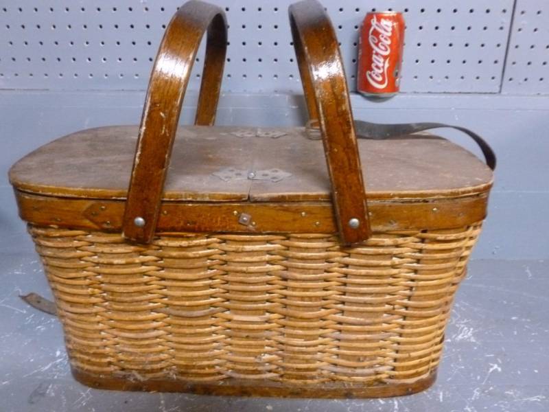 Vintage Picnic Basket