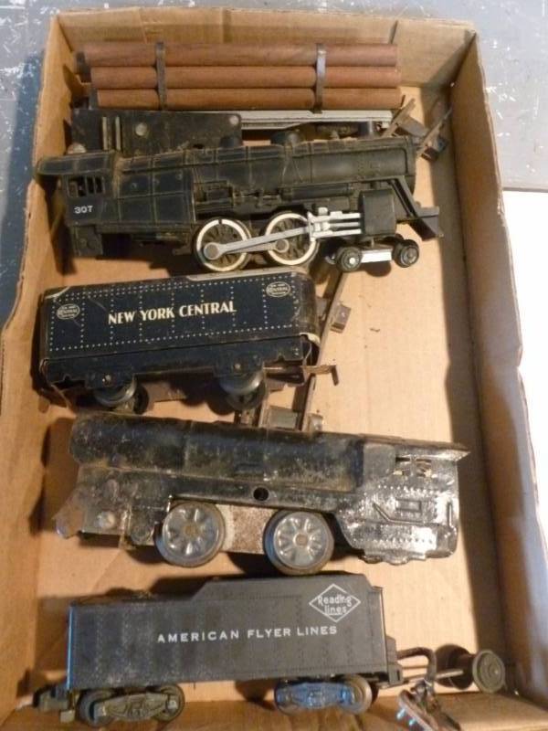 Vintage 027 Train Cars