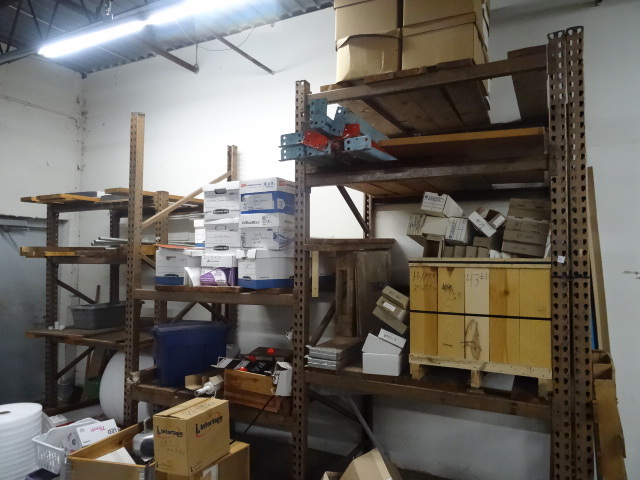 Tear drop pallet racking. 50 x 114 ...
