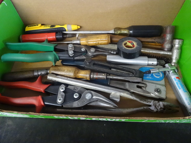 lot 8 image: Misc tools...