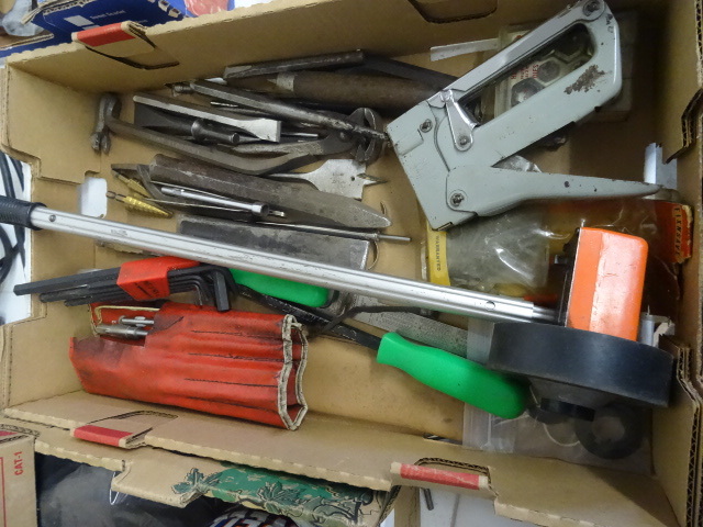 lot 22 image: Misc tools...