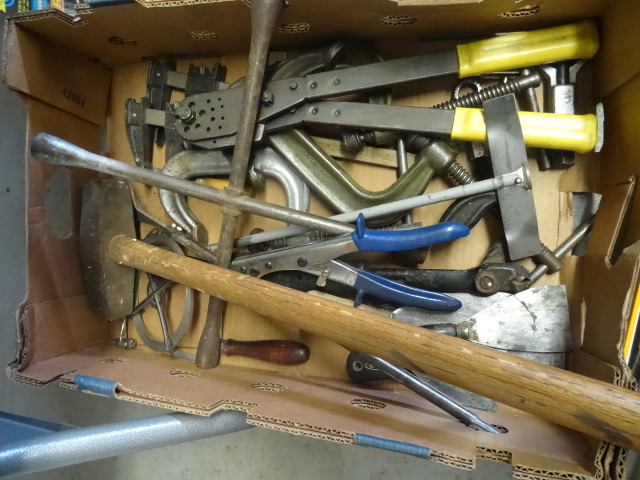 lot 27 image: Misc clamps and tools...