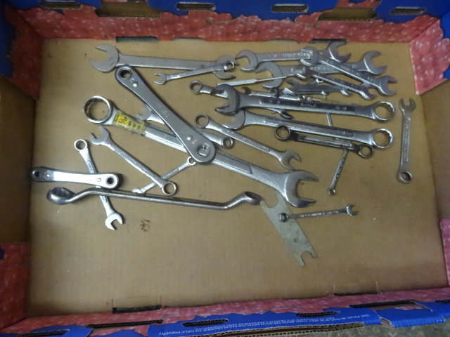 lot 43 image: Box of misc wrenches...