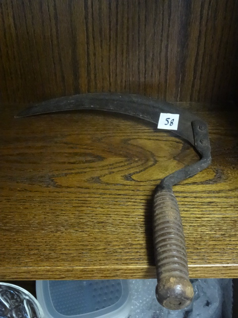 lot 58 image: Vintage hand scythe...