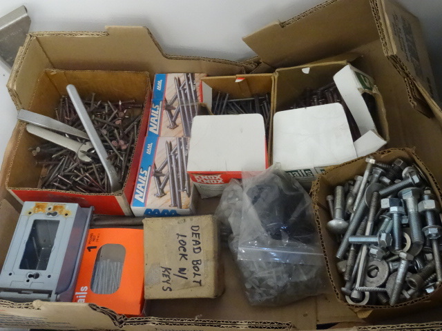 lot 83 image: Misc hardware....