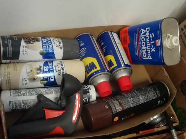 lot 85 image: Wd40 Misc spray paint...