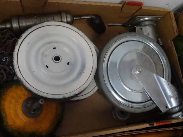 lot 86 image: Misc wheels and chain...